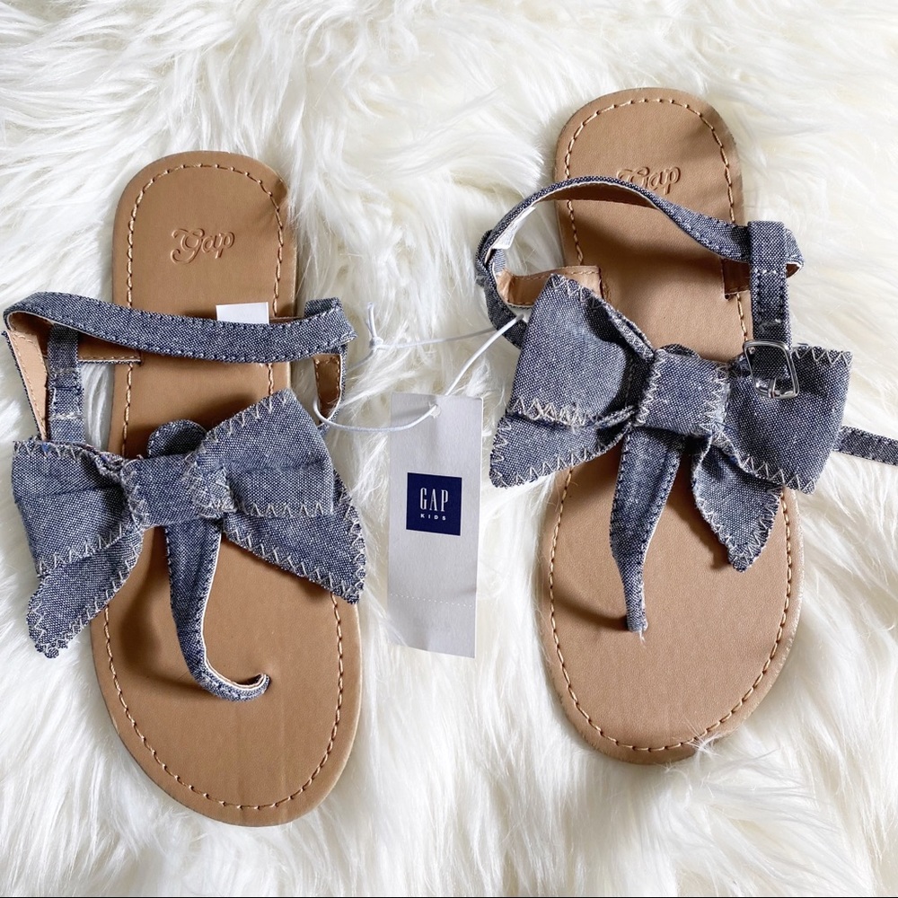 NWT Gap Sandals